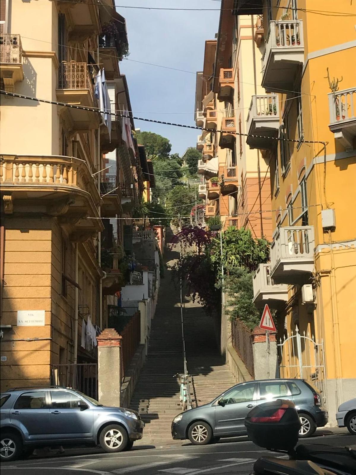 Delizioso Appartamento 斯培西亚 外观 照片
